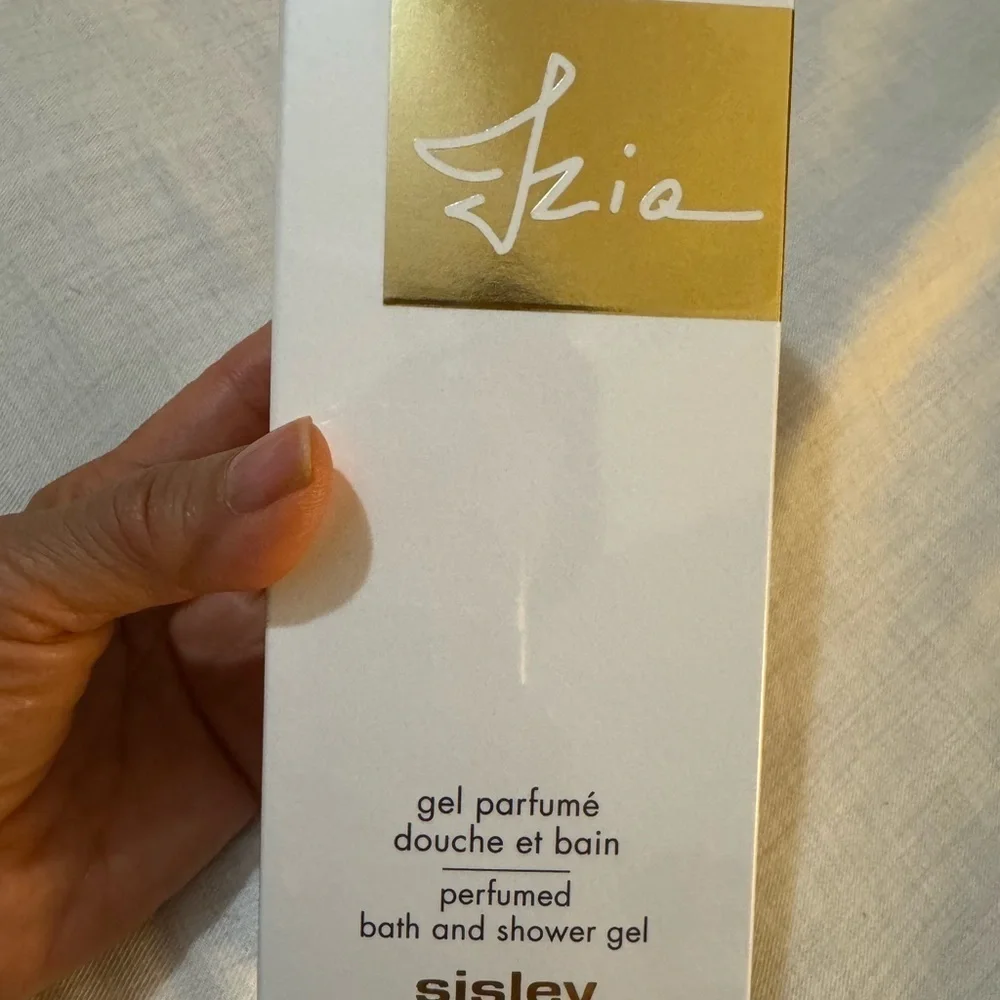 New - Sisley Izia Perfumed bath & shower Gel - Picture 4 of 4
